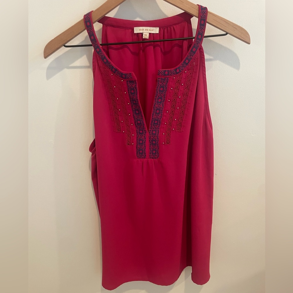 XXL Skies Are Blue Top